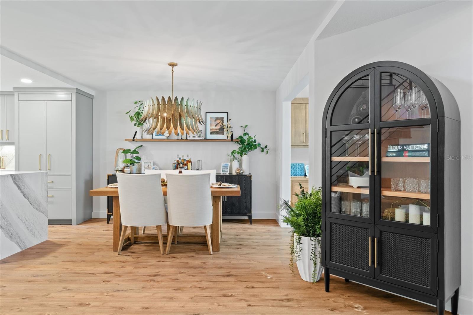 Image 16 of 36 For 219 Quayside Circle B9