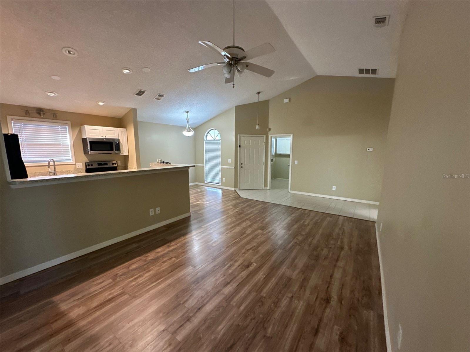 Image 6 of 18 For 1023 Gotwalt Drive