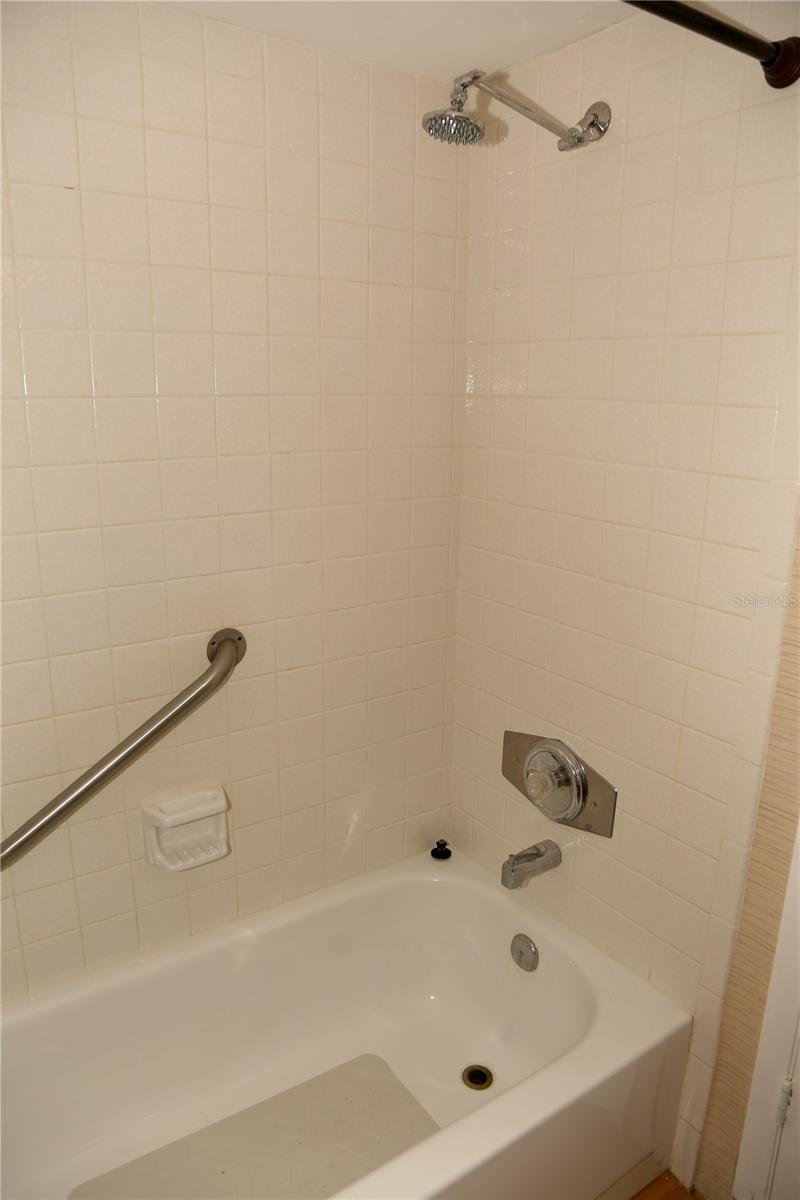 Image 9 of 17 For 8209 Sun Spring Circle 31