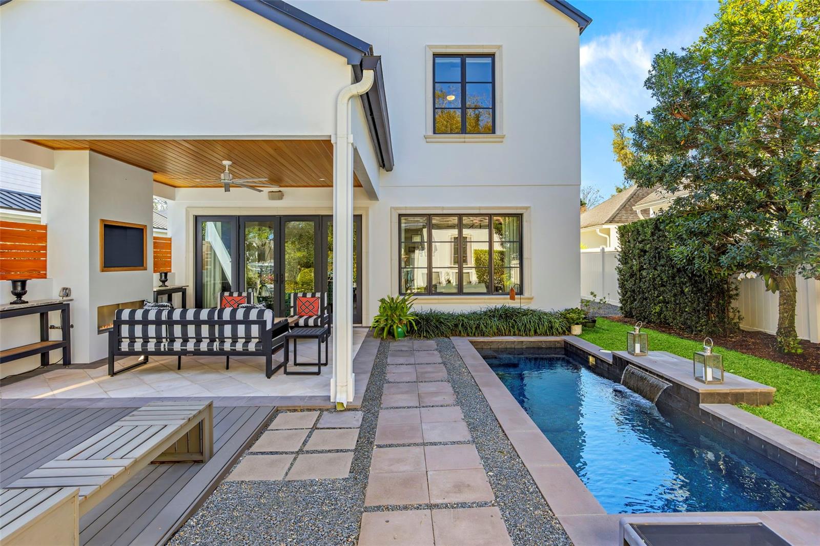 Image 16 of 29 For 721 Pansy Avenue