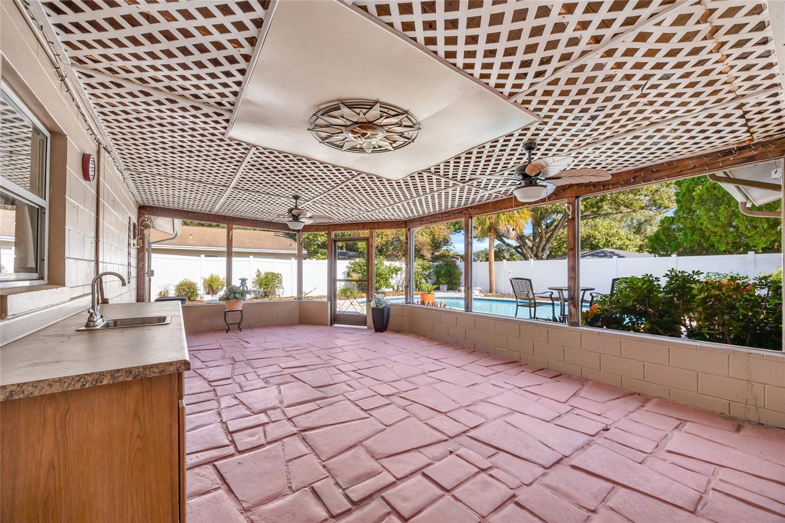 Image 34 of 45 For 2152 Conifer Avenue