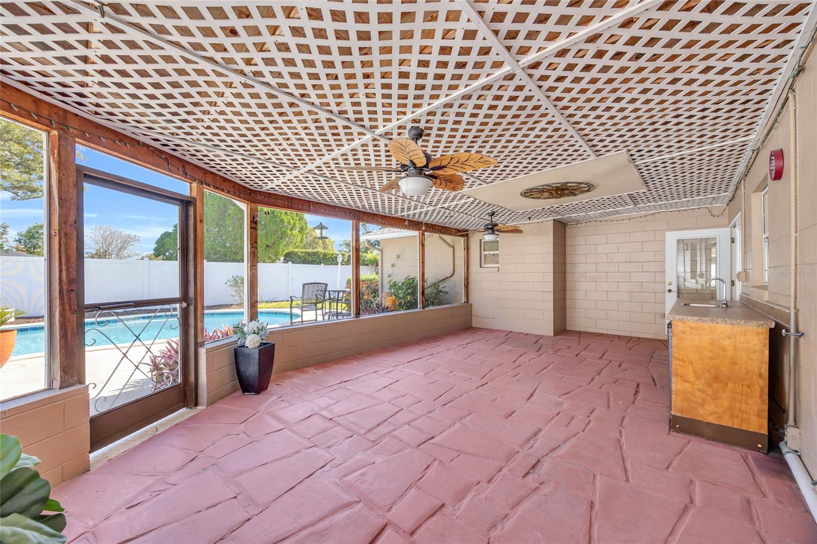 Image 37 of 45 For 2152 Conifer Avenue