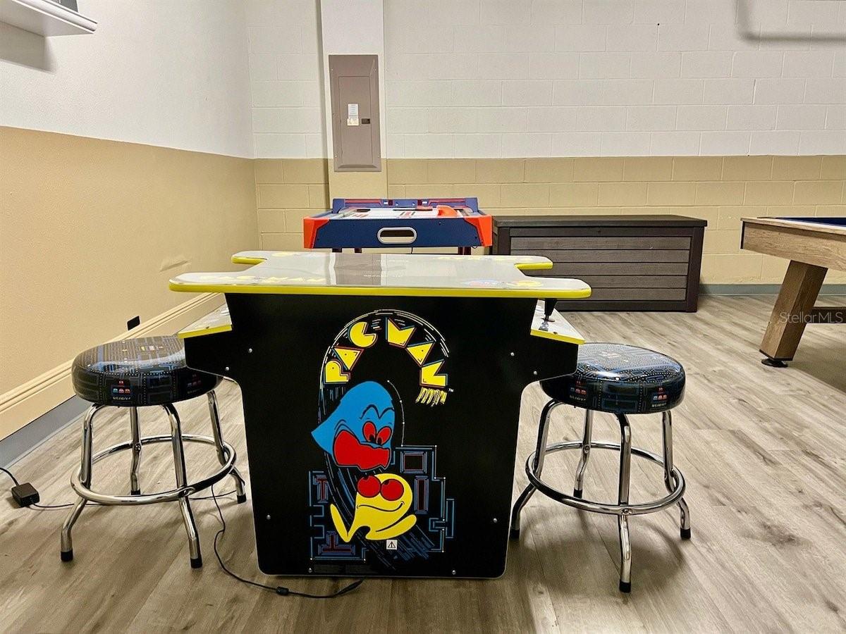 Image 13 of 42 For 450 Novi Path