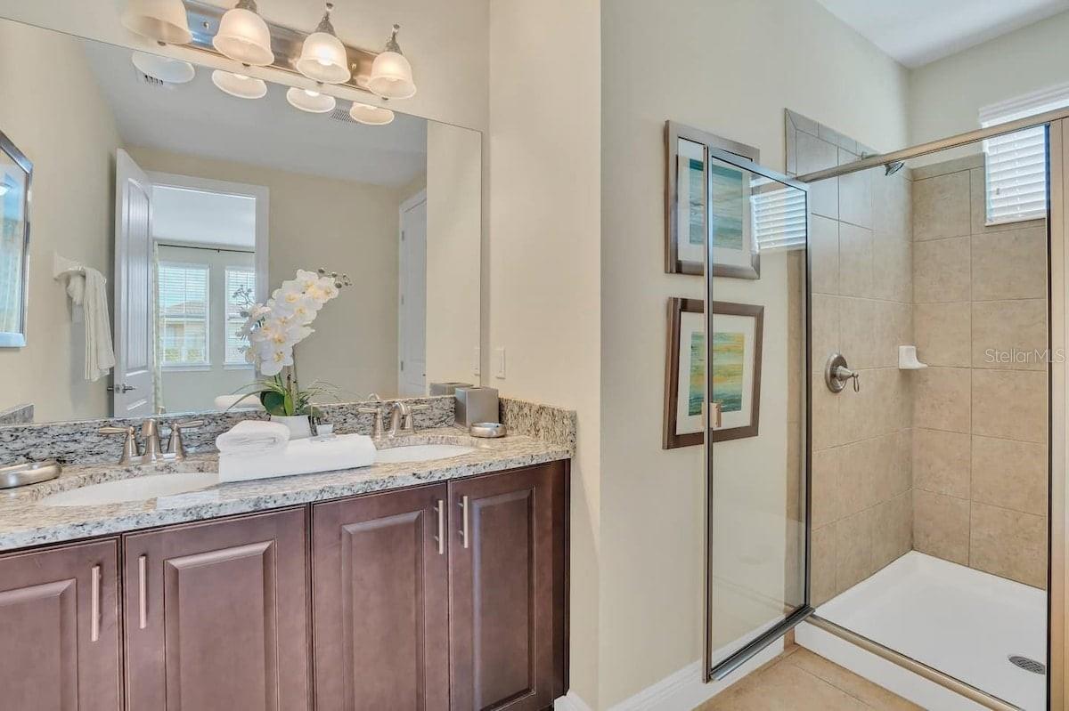 Image 20 of 42 For 450 Novi Path