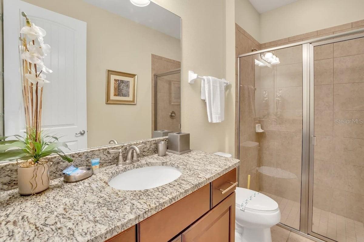 Image 22 of 42 For 450 Novi Path