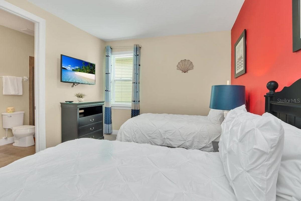 Image 25 of 42 For 450 Novi Path