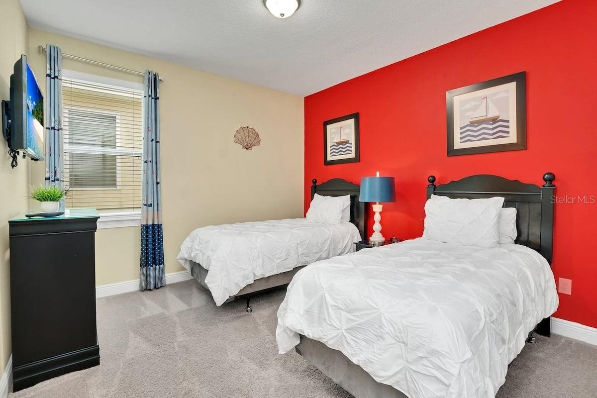 Image 26 of 42 For 450 Novi Path