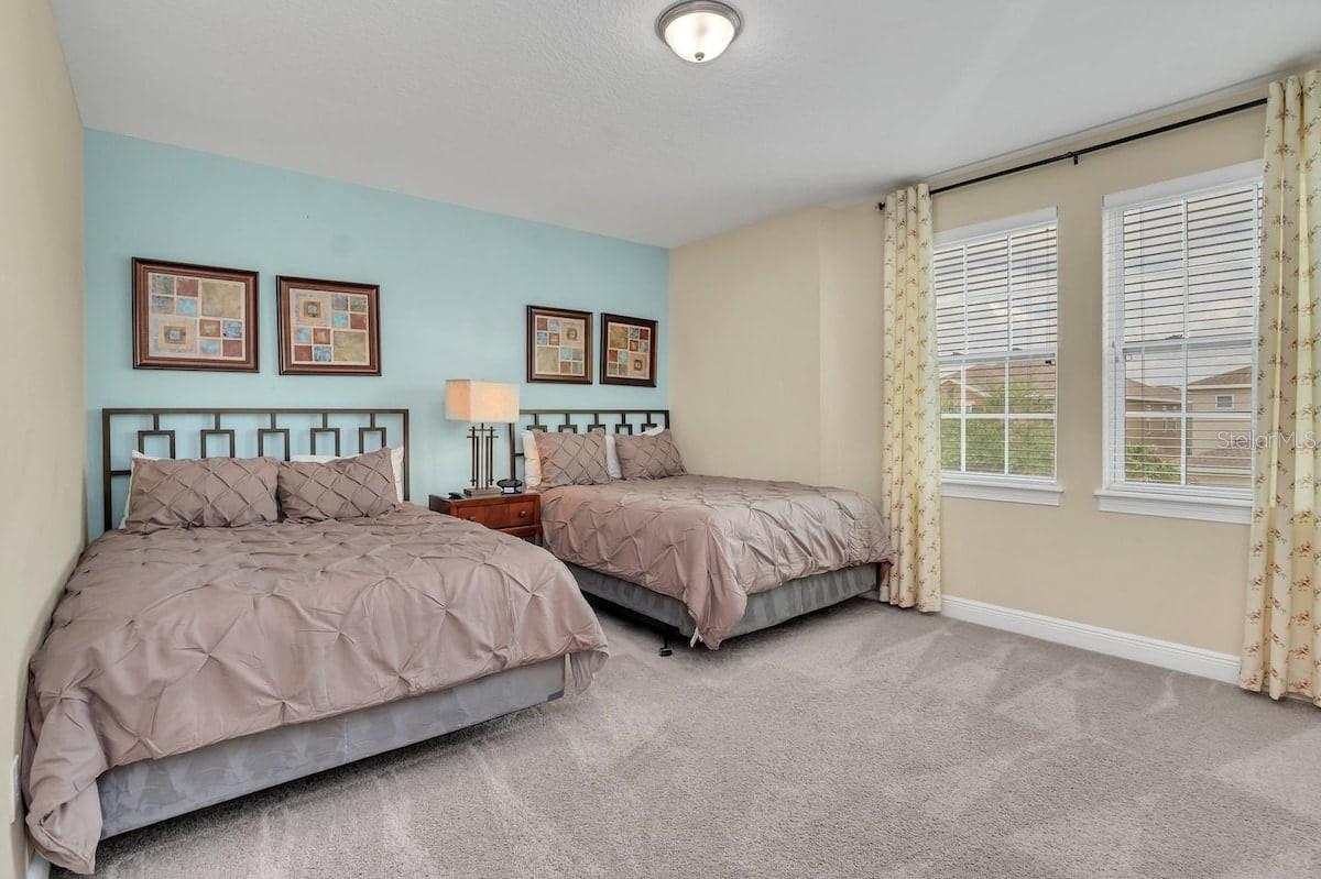 Image 28 of 42 For 450 Novi Path