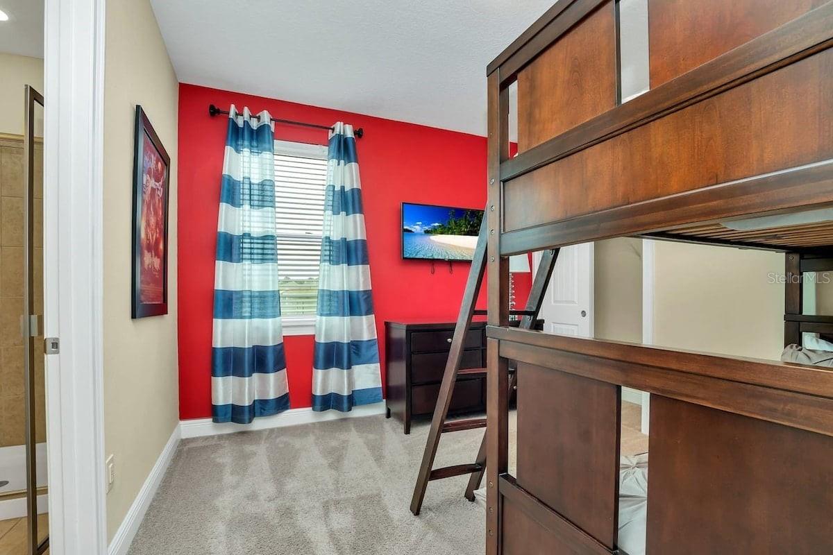 Image 29 of 42 For 450 Novi Path