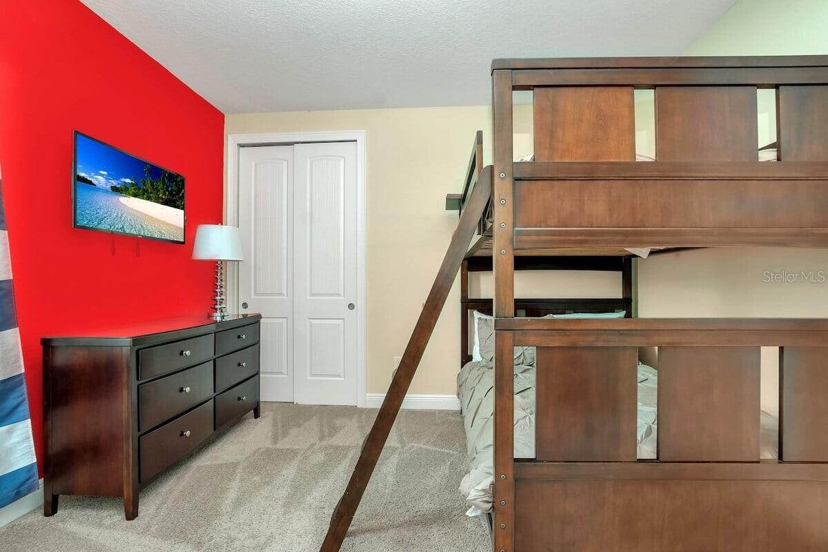 Image 30 of 42 For 450 Novi Path