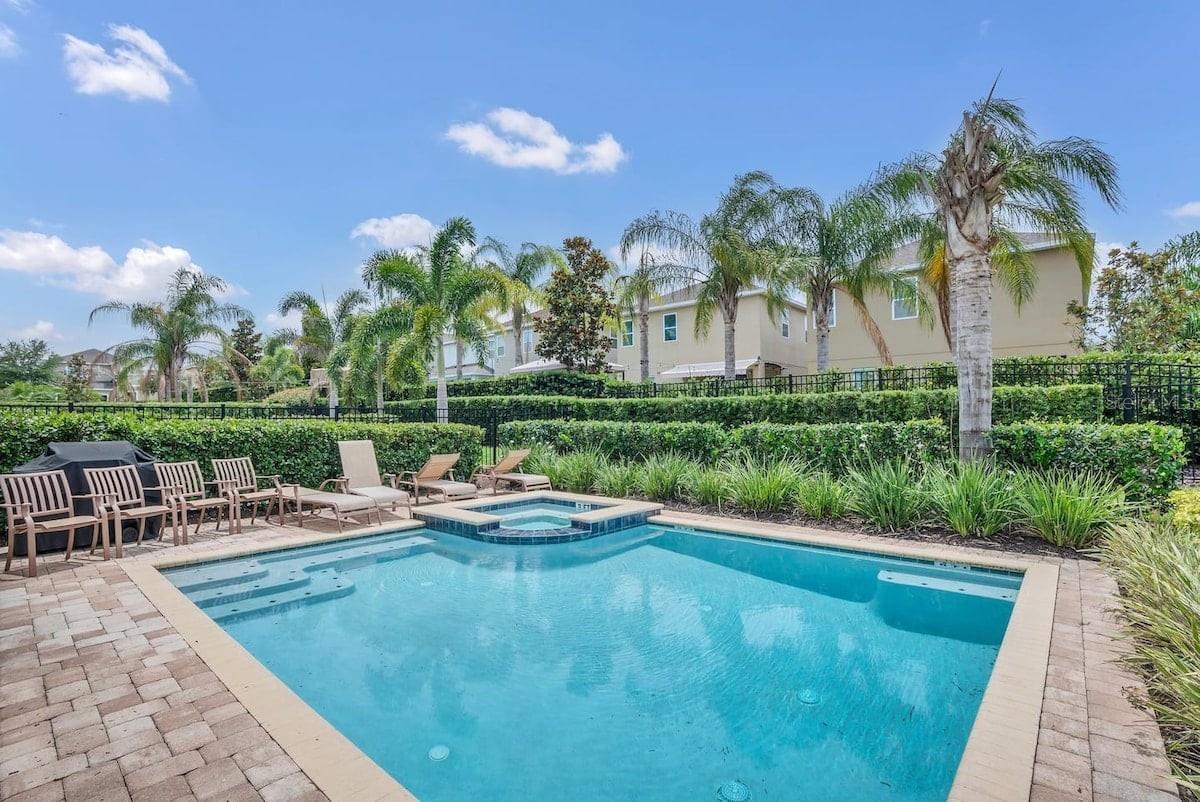 Image 41 of 42 For 450 Novi Path