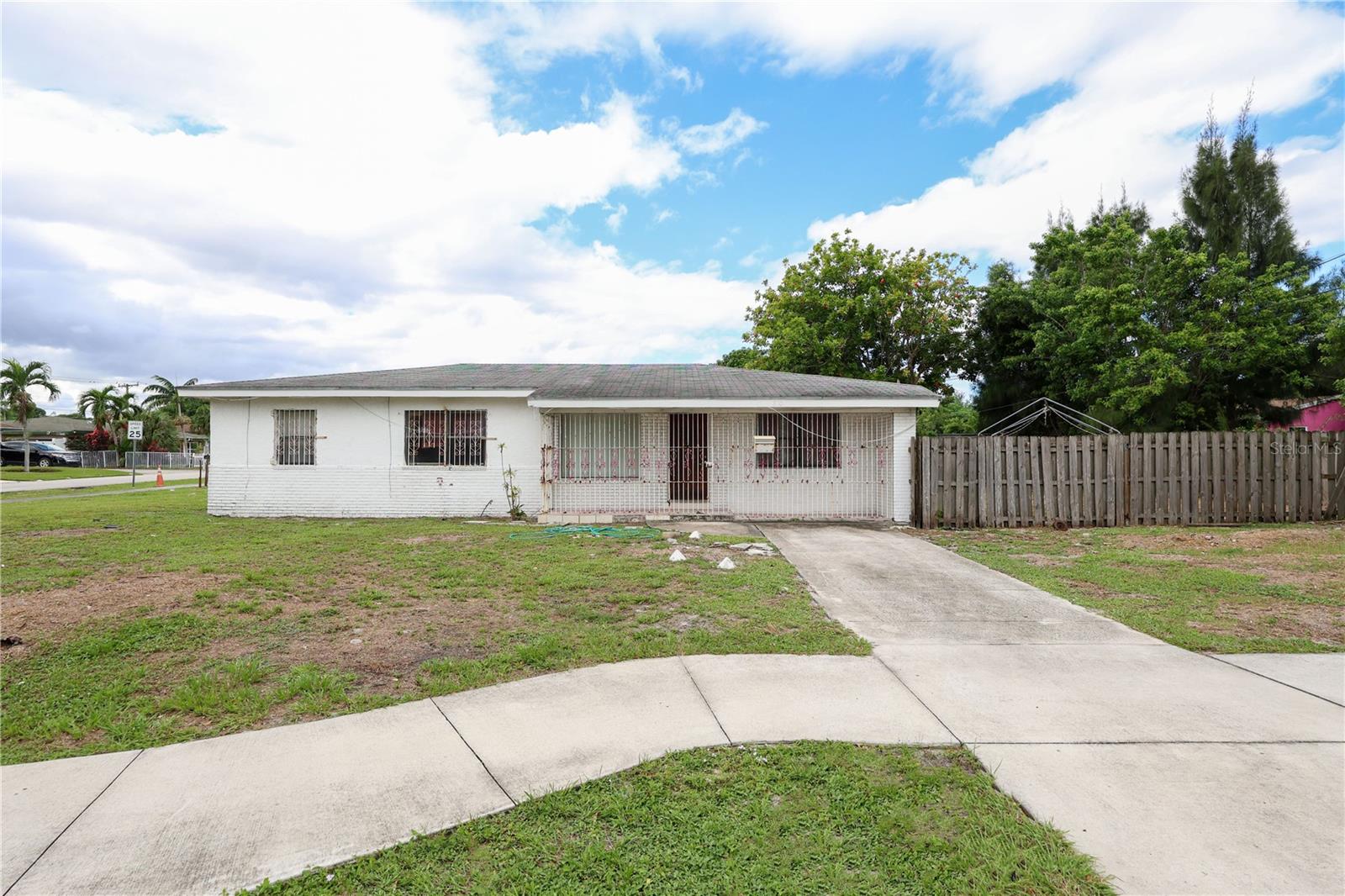 Details for 810 Swinton Avenue, DELRAY BEACH, FL 33444