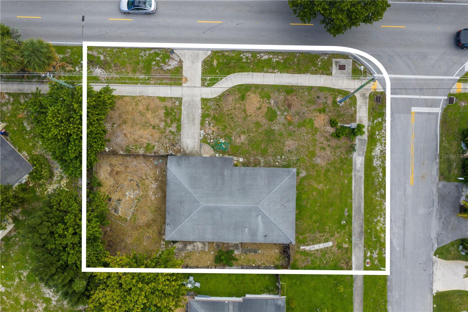 Image 12 of 18 For 810 Swinton Avenue