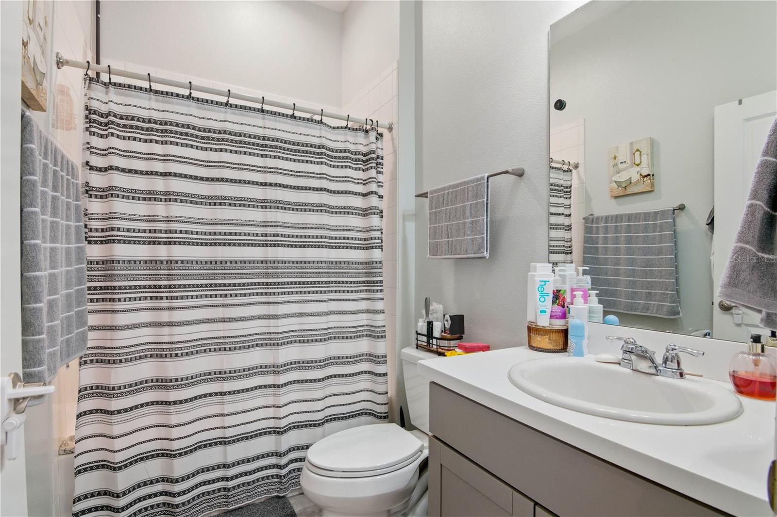 Image 15 of 50 For 4763 Riverwalk Drive