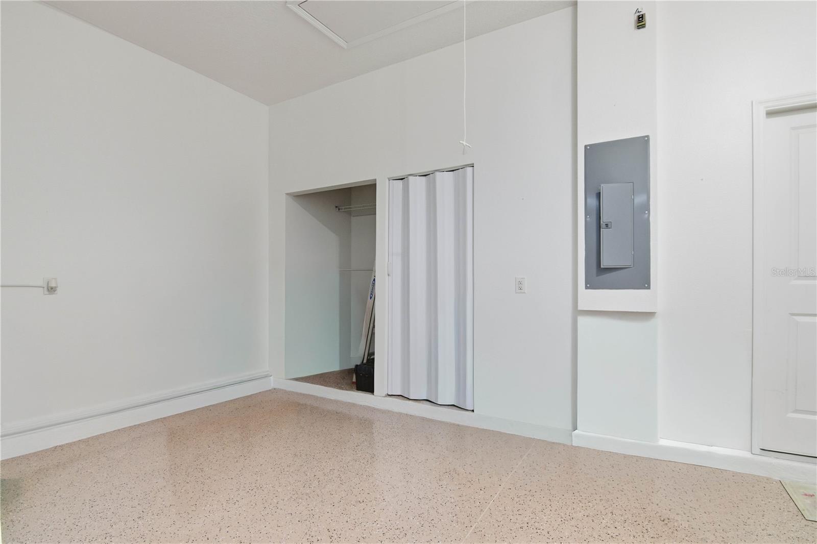 Image 35 of 50 For 4763 Riverwalk Drive