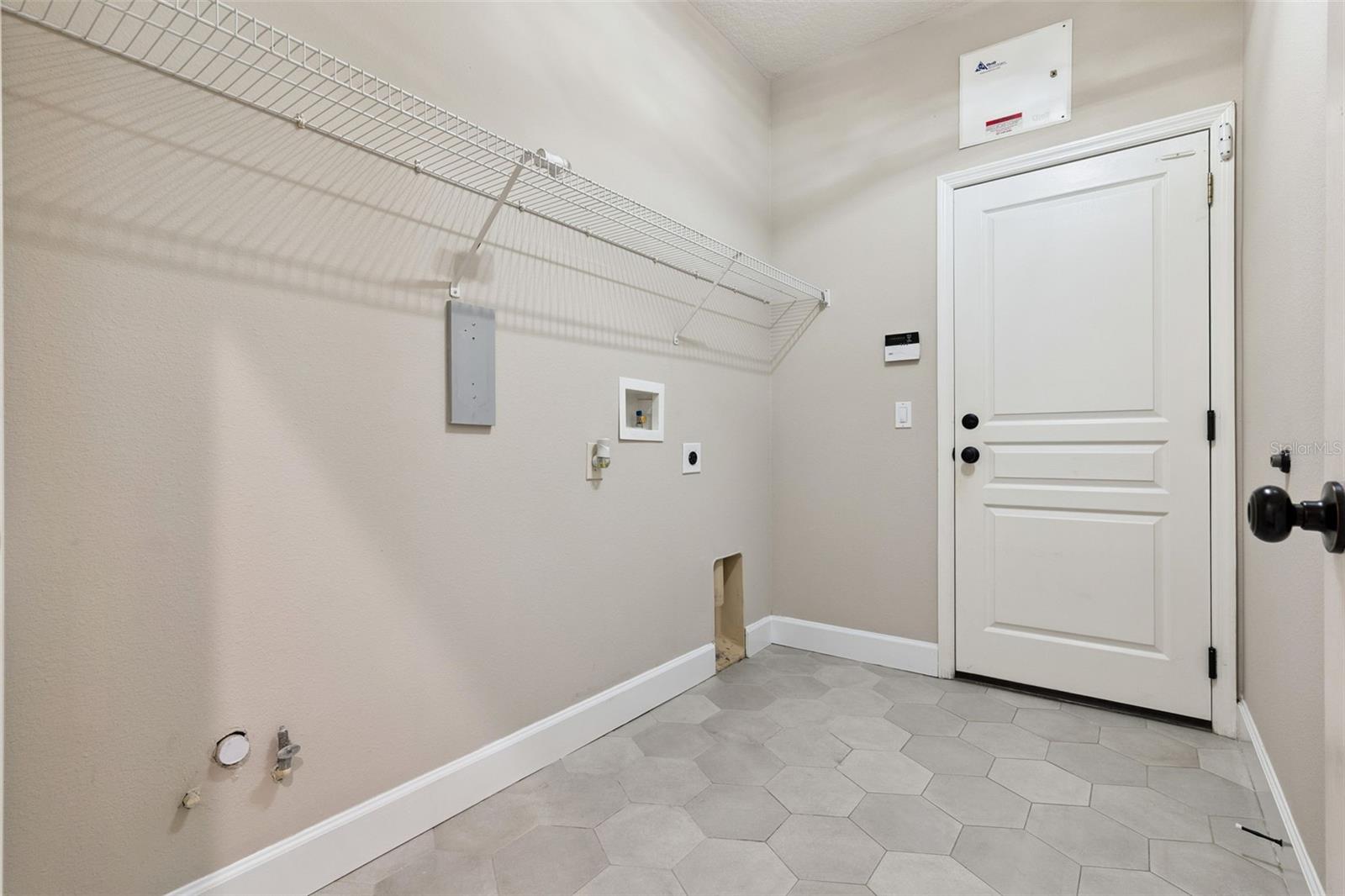 Image 33 of 48 For 1484 Wescott Loop