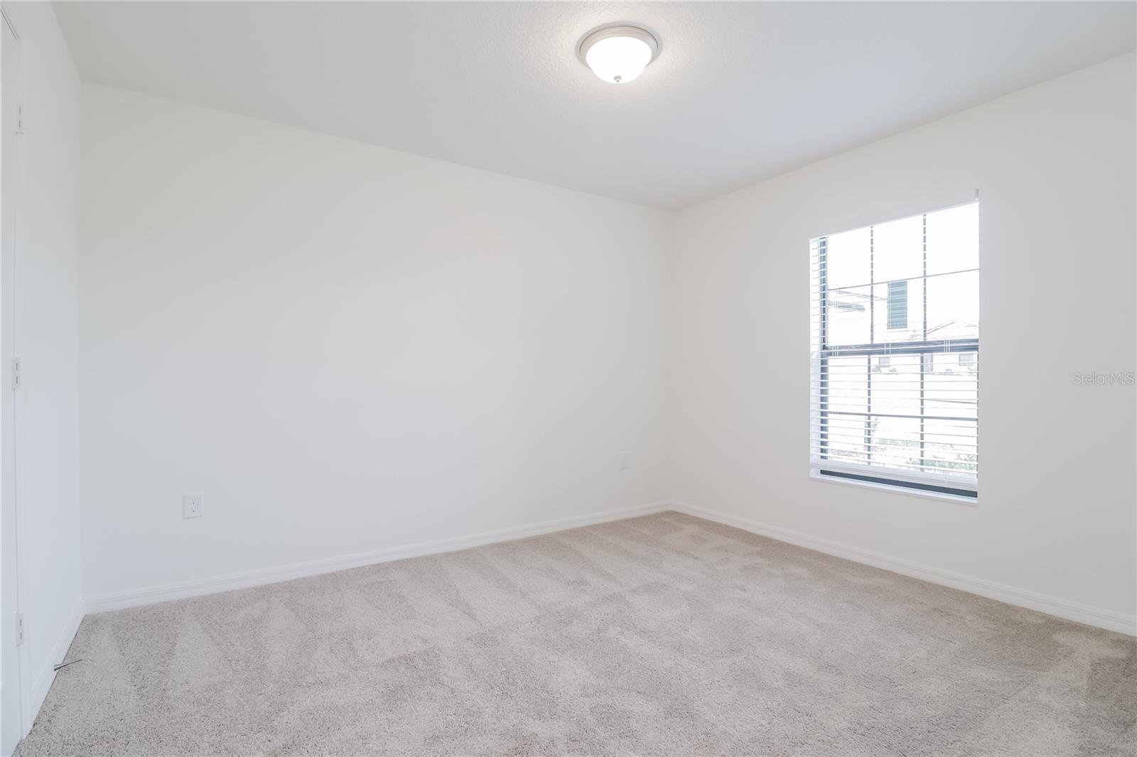 Image 11 of 16 For 1187 Moyle Way