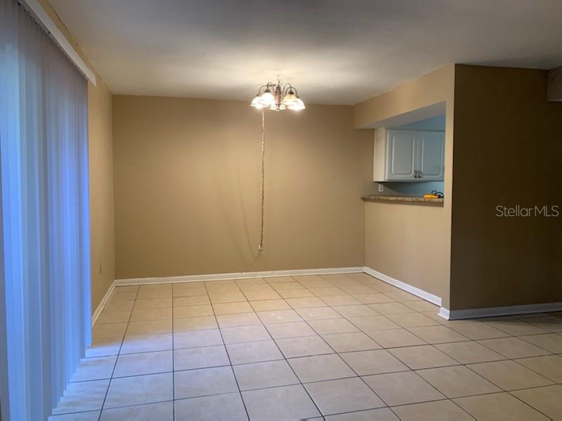 Image 3 of 7 For 107 Scottsdale Square 107