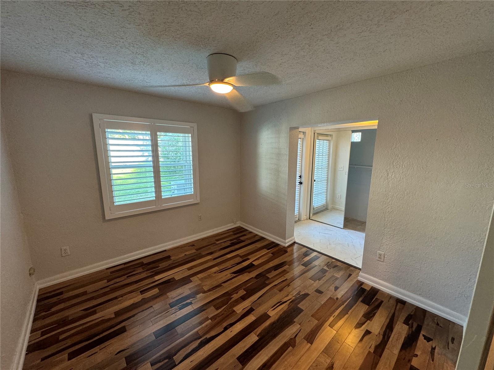 Image 11 of 32 For 112 Thornton Avenue