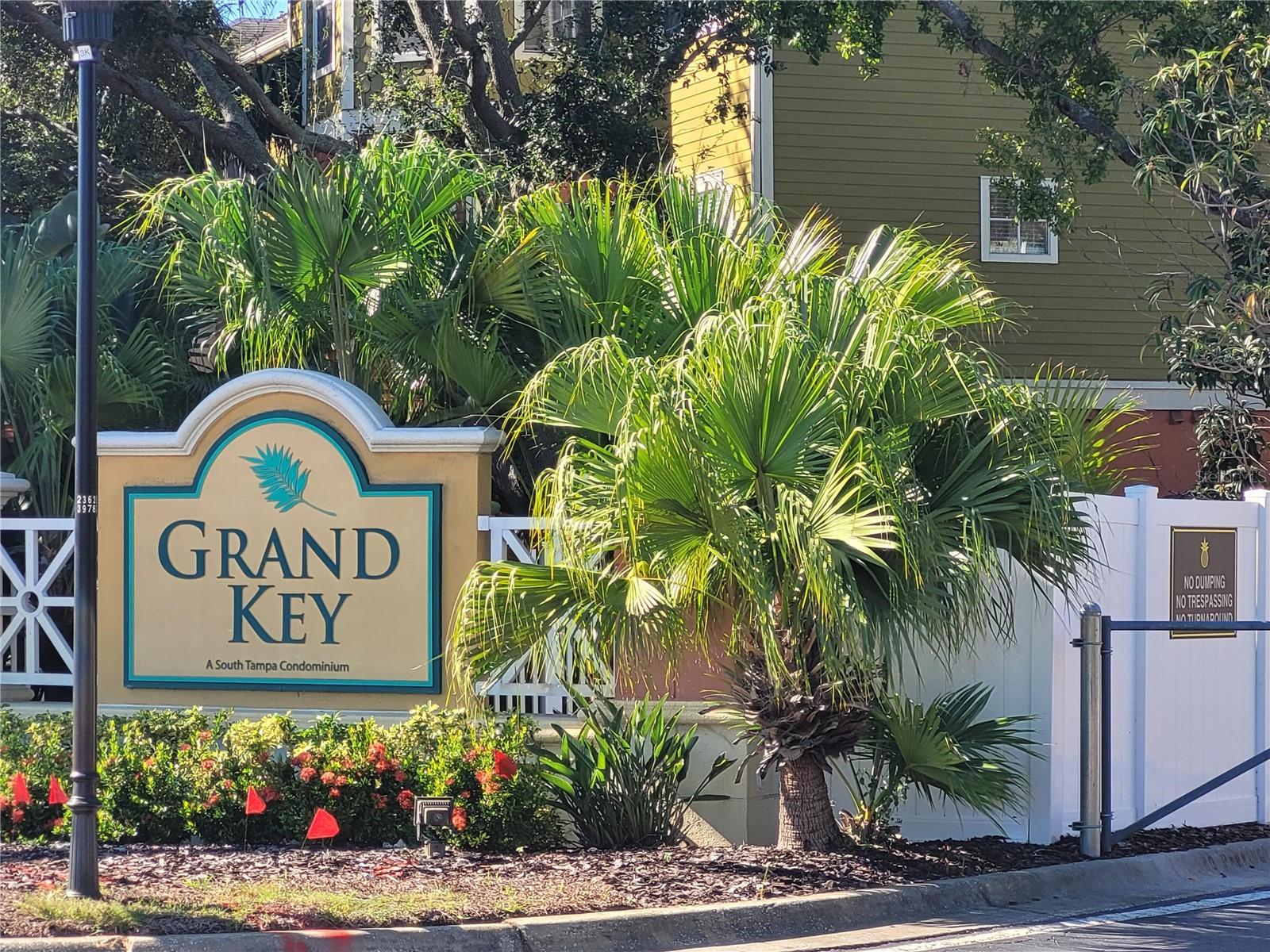 Image 2 of 20 For 4207 Dale Mabry Highway 11210