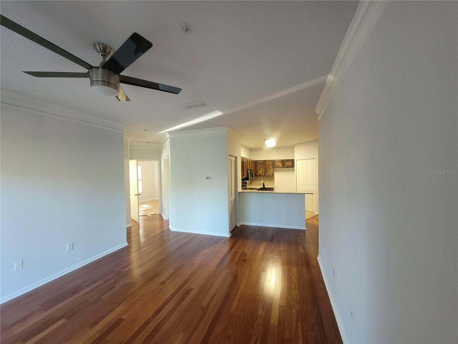 Image 4 of 20 For 4207 Dale Mabry Highway 11210