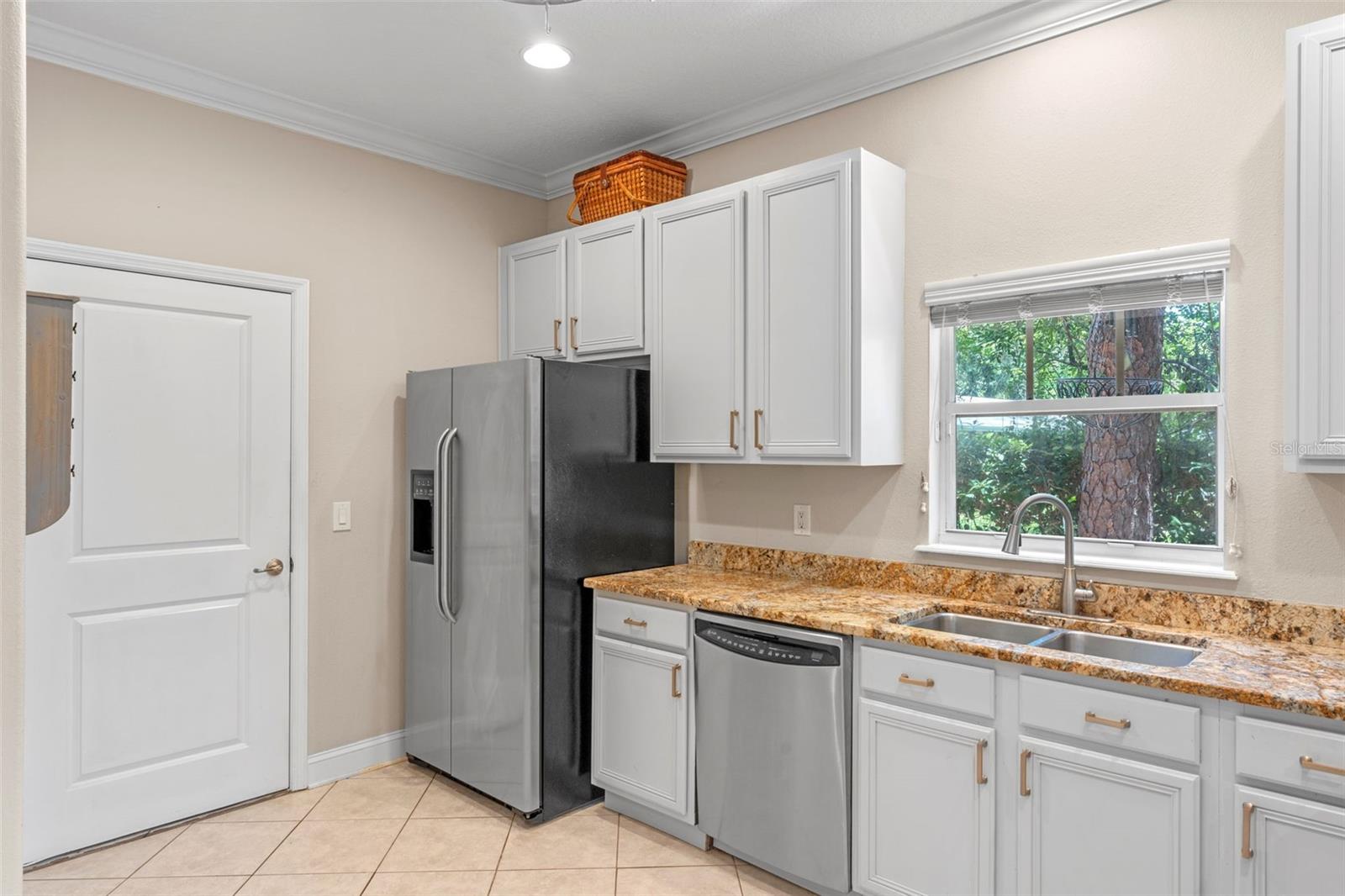 Image 7 of 17 For 2238 Hawick Lane 2238