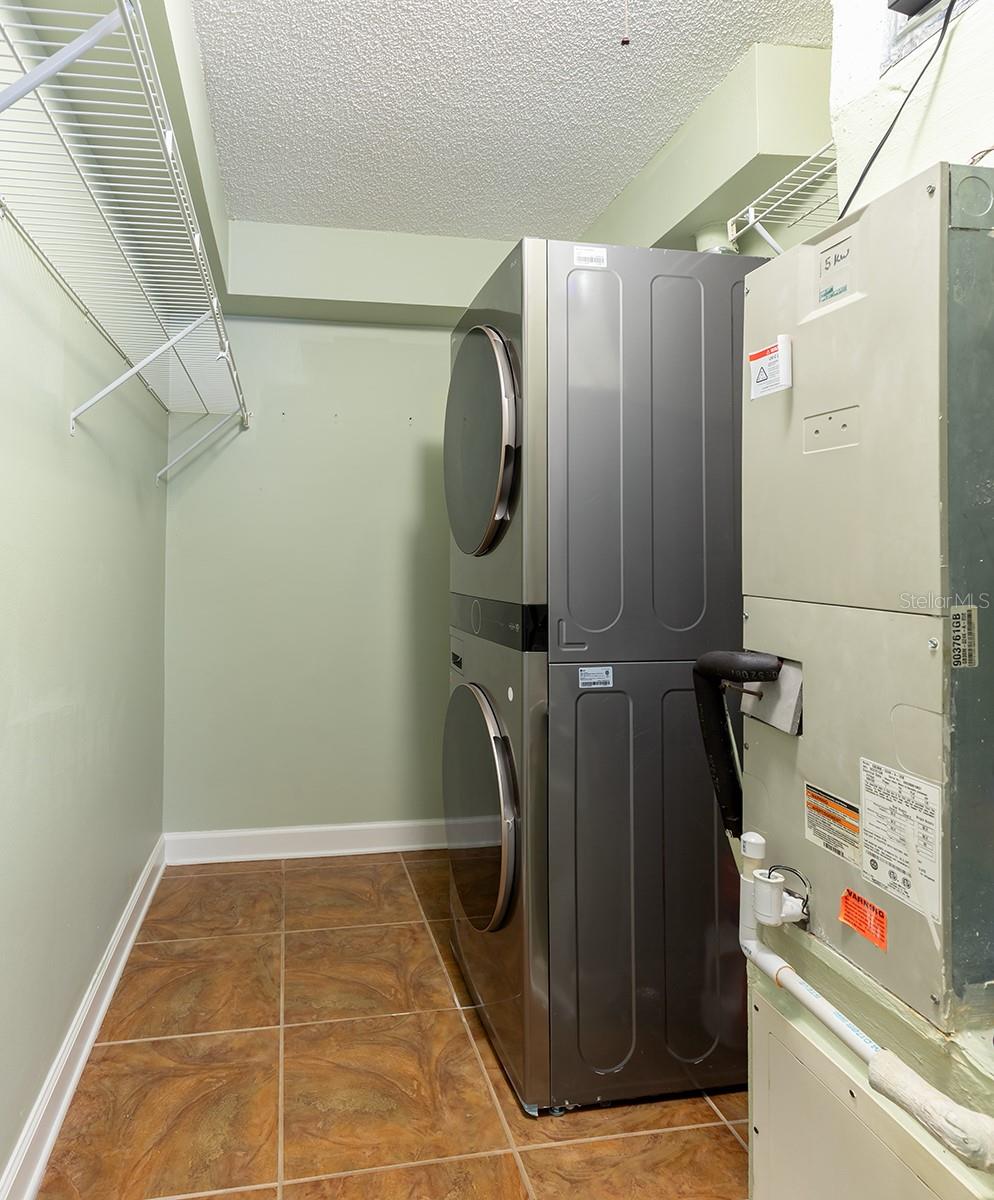 Image 12 of 15 For 4822 Conway Road 127