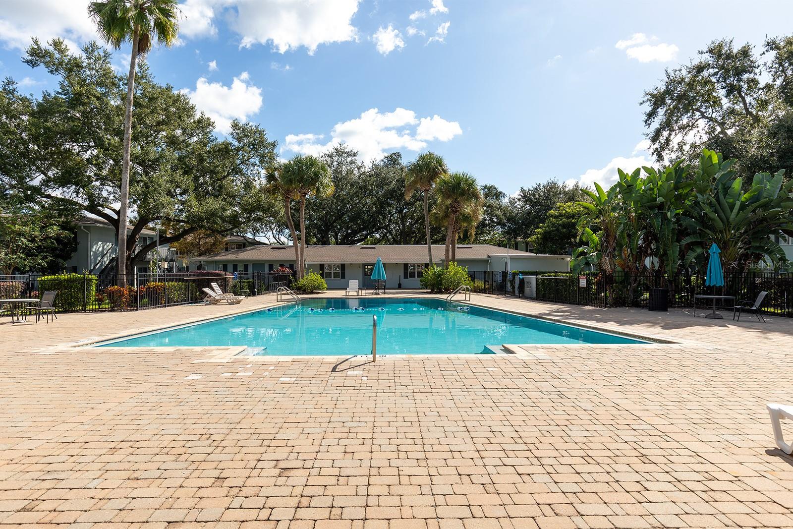 Image 14 of 15 For 4822 Conway Road 127