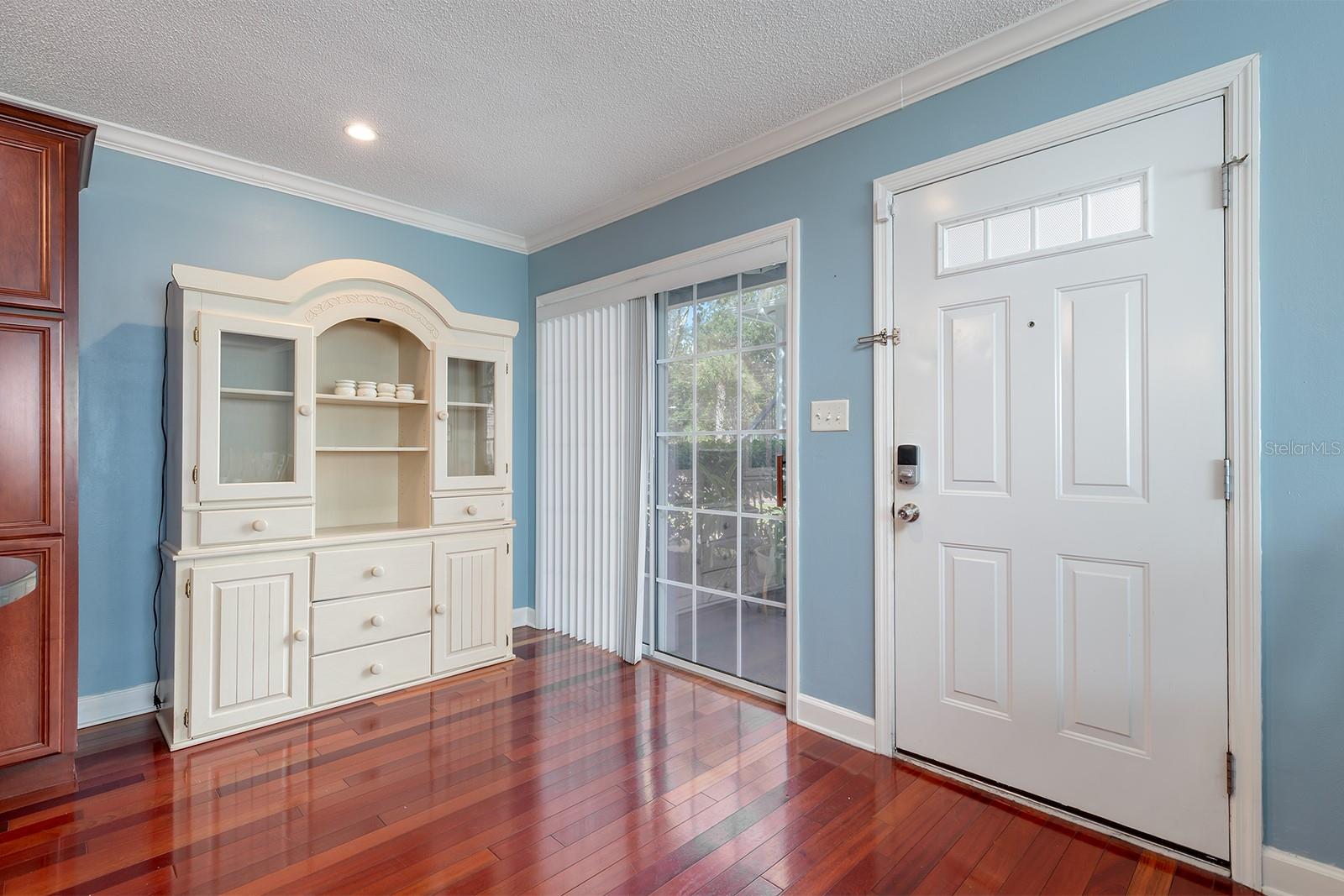 Image 4 of 15 For 4822 Conway Road 127