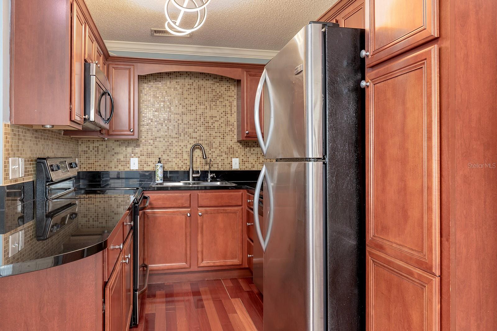 Image 6 of 15 For 4822 Conway Road 127