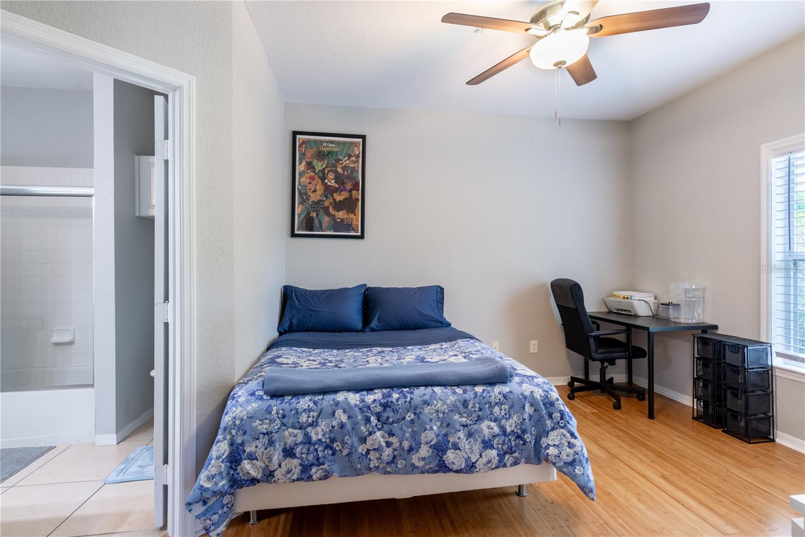 Image 17 of 41 For 3611 Conroy Road 834