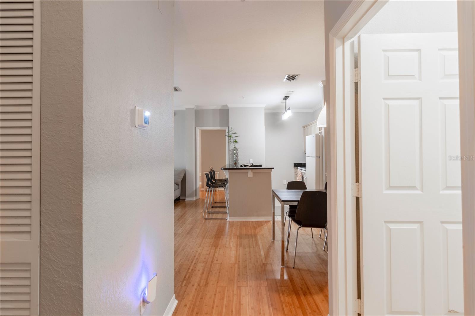 Image 3 of 41 For 3611 Conroy Road 834