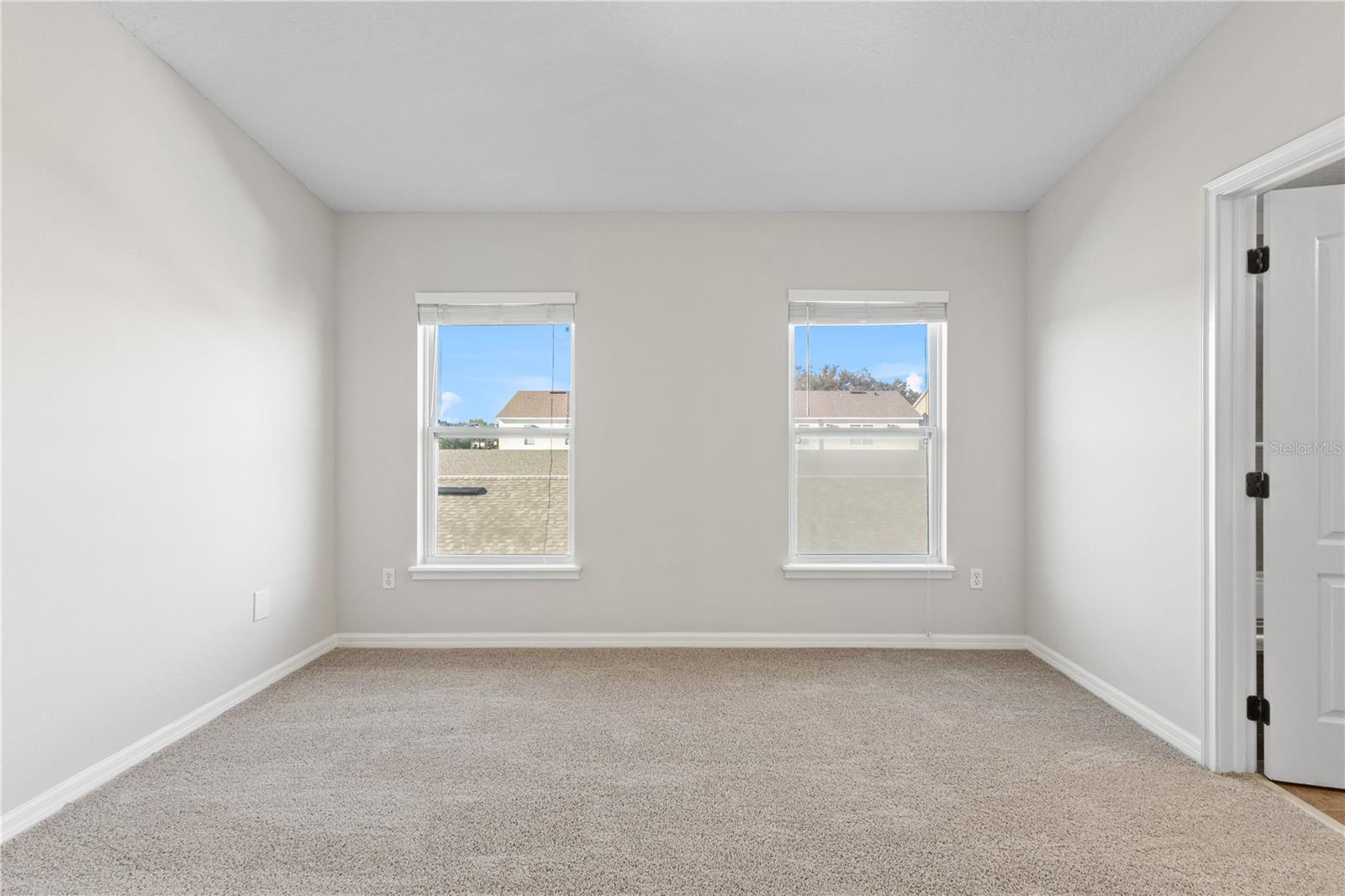 Image 22 of 47 For 12989 Borland Street