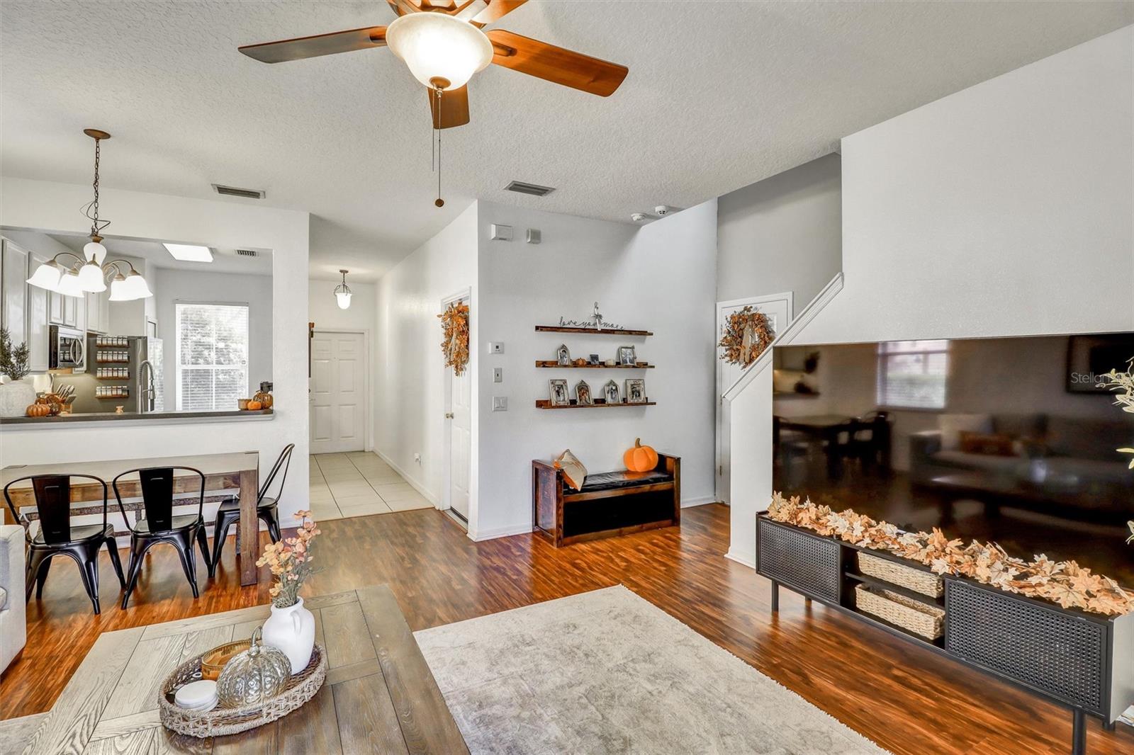 Image 14 of 38 For 2761 Retreat View Circle