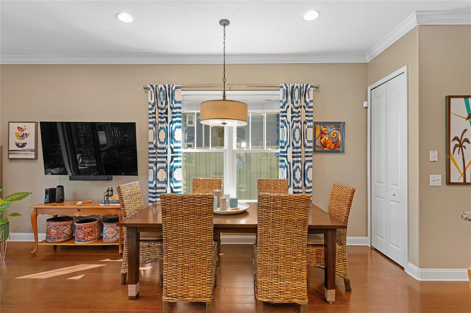 Image 17 of 35 For 1101 Elmwood Street 1101