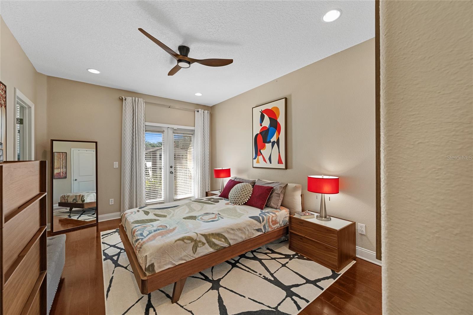 Image 20 of 35 For 1101 Elmwood Street 1101