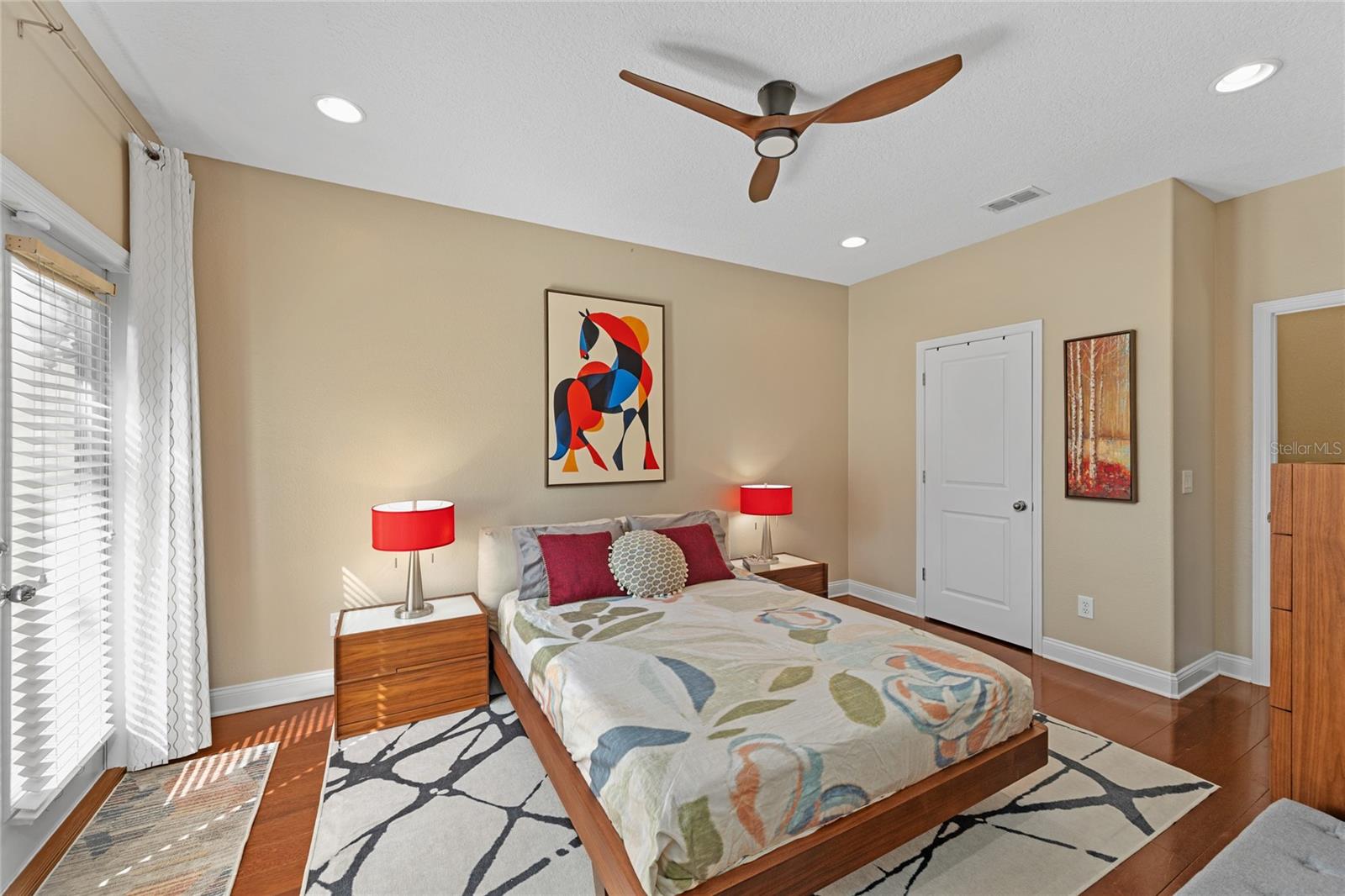 Image 21 of 35 For 1101 Elmwood Street 1101