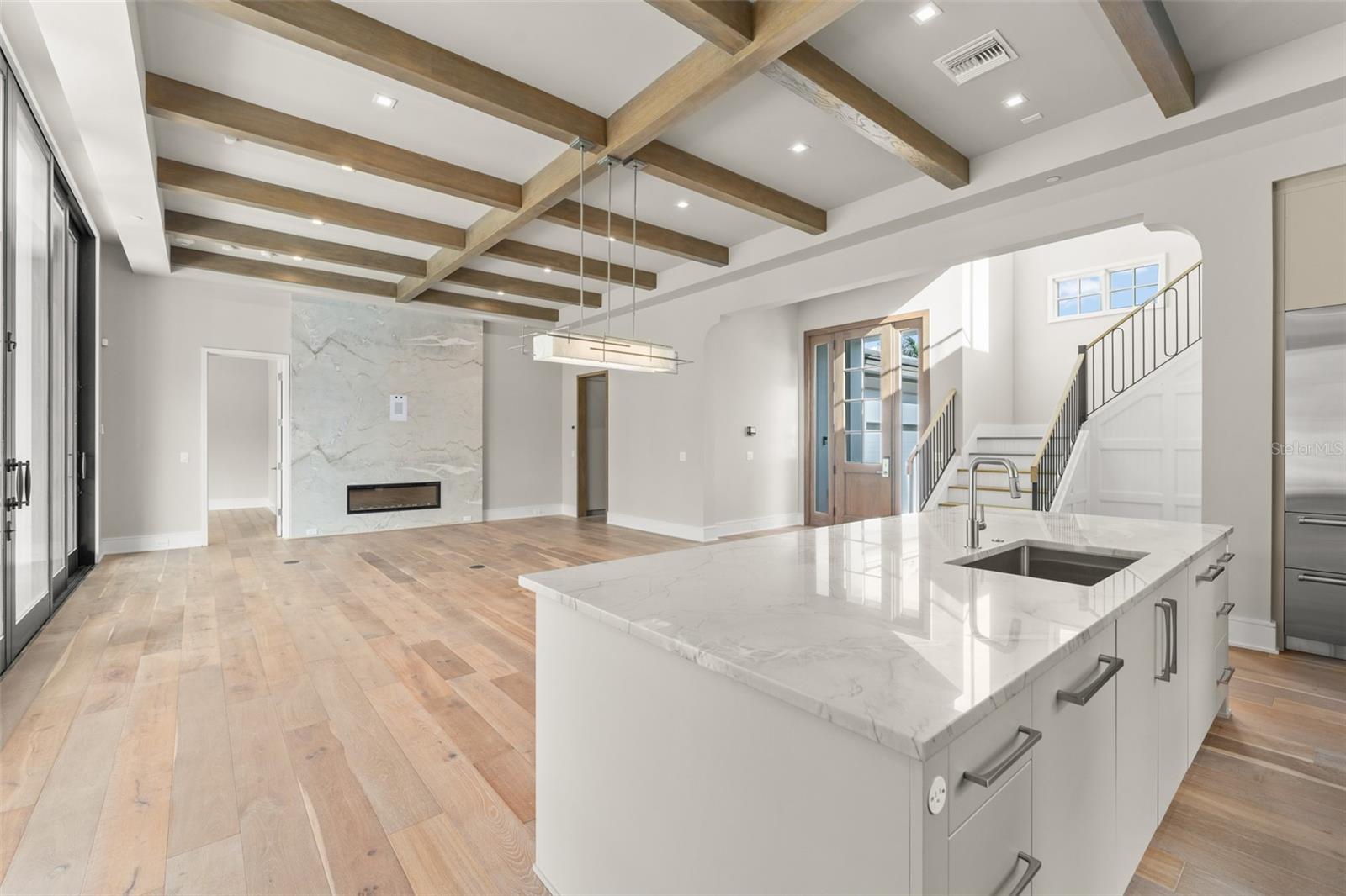 Image 11 of 47 For 4162 Grande Brick Loop 27