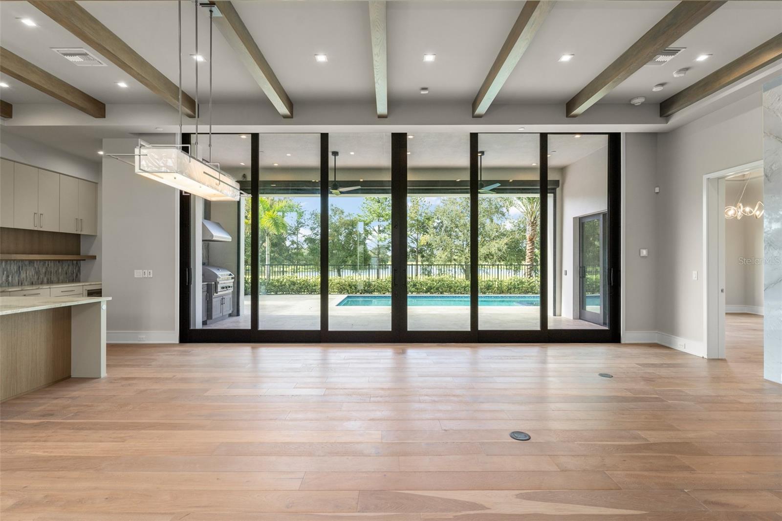 Image 12 of 47 For 4162 Grande Brick Loop 27