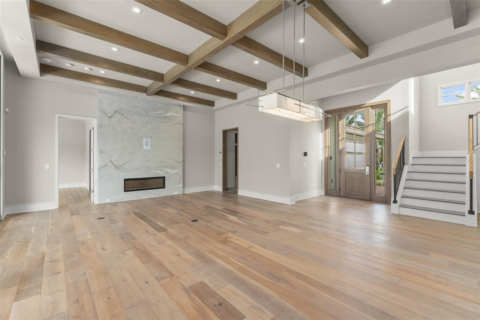 Image 14 of 47 For 4162 Grande Brick Loop 27