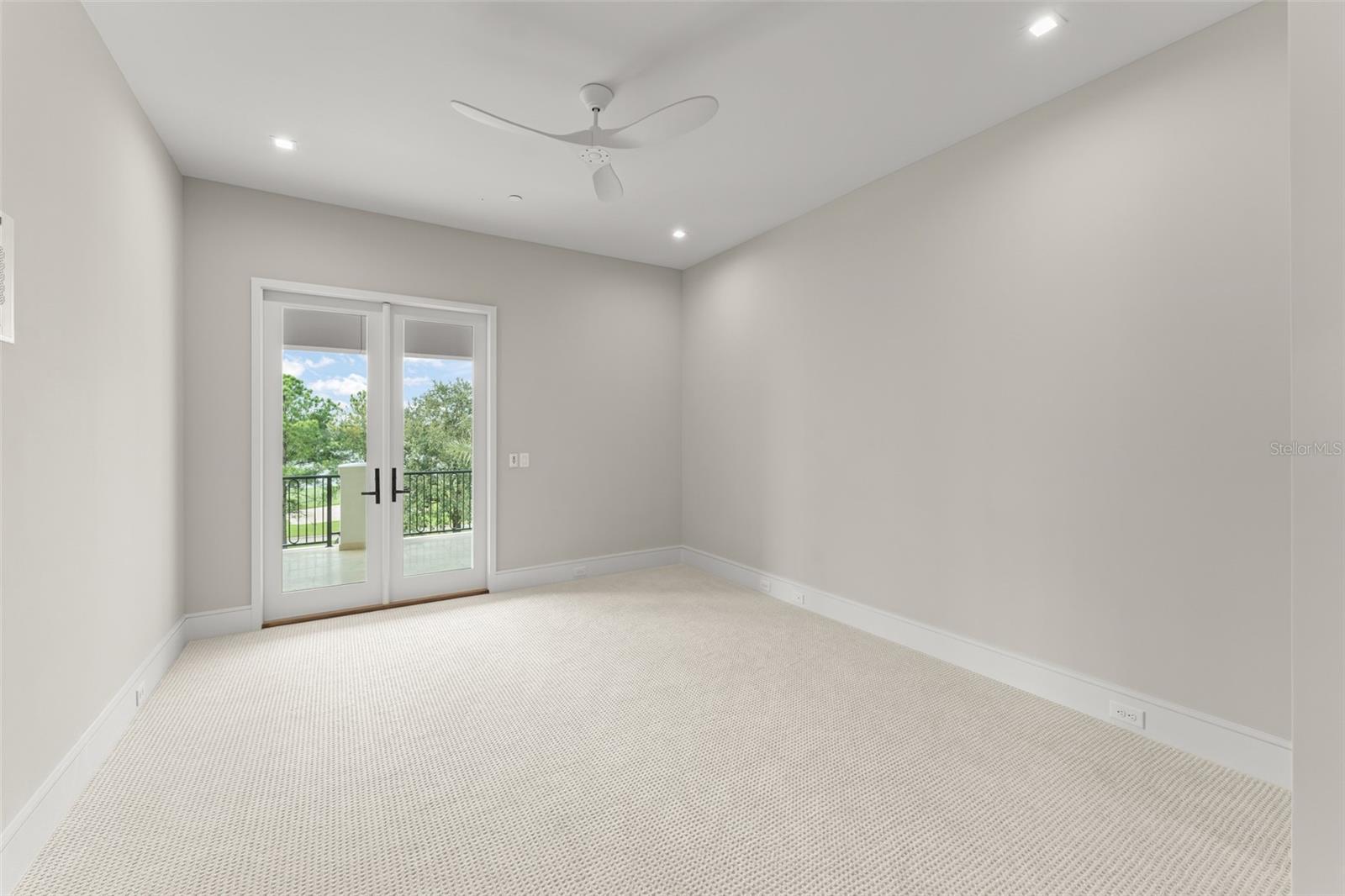 Image 31 of 47 For 4162 Grande Brick Loop 27