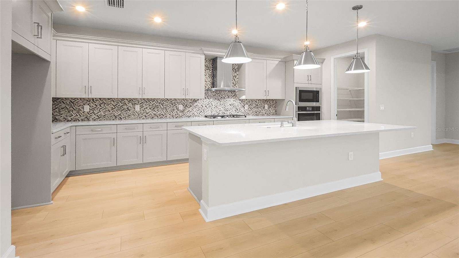 Image 5 of 45 For 1620 Bellagio Loop