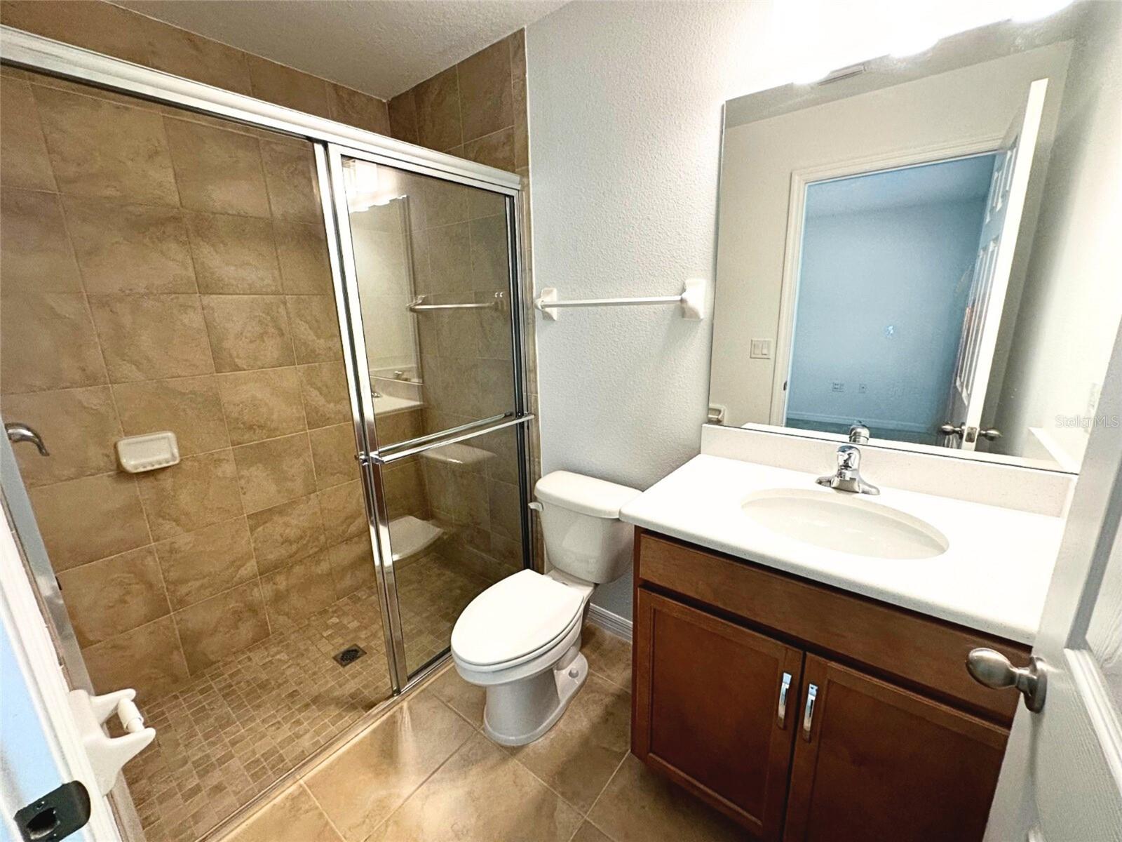 Image 7 of 9 For 33 Rose Drive A