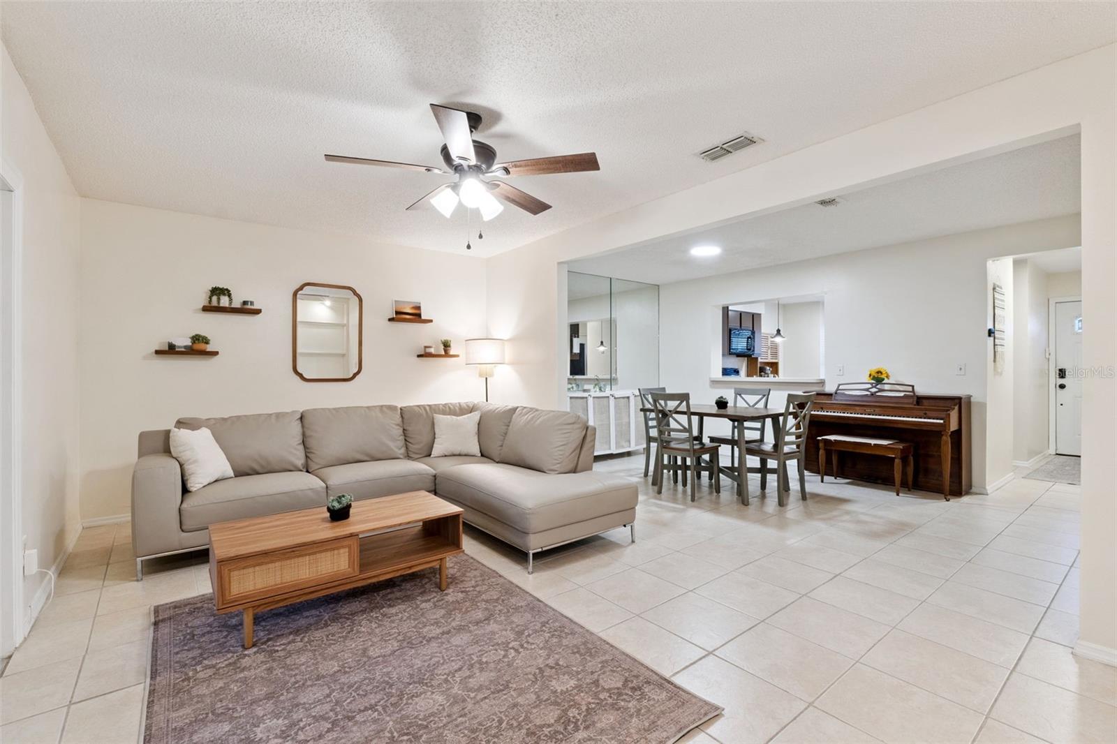 Image 18 of 36 For 594 Green Spring Circle