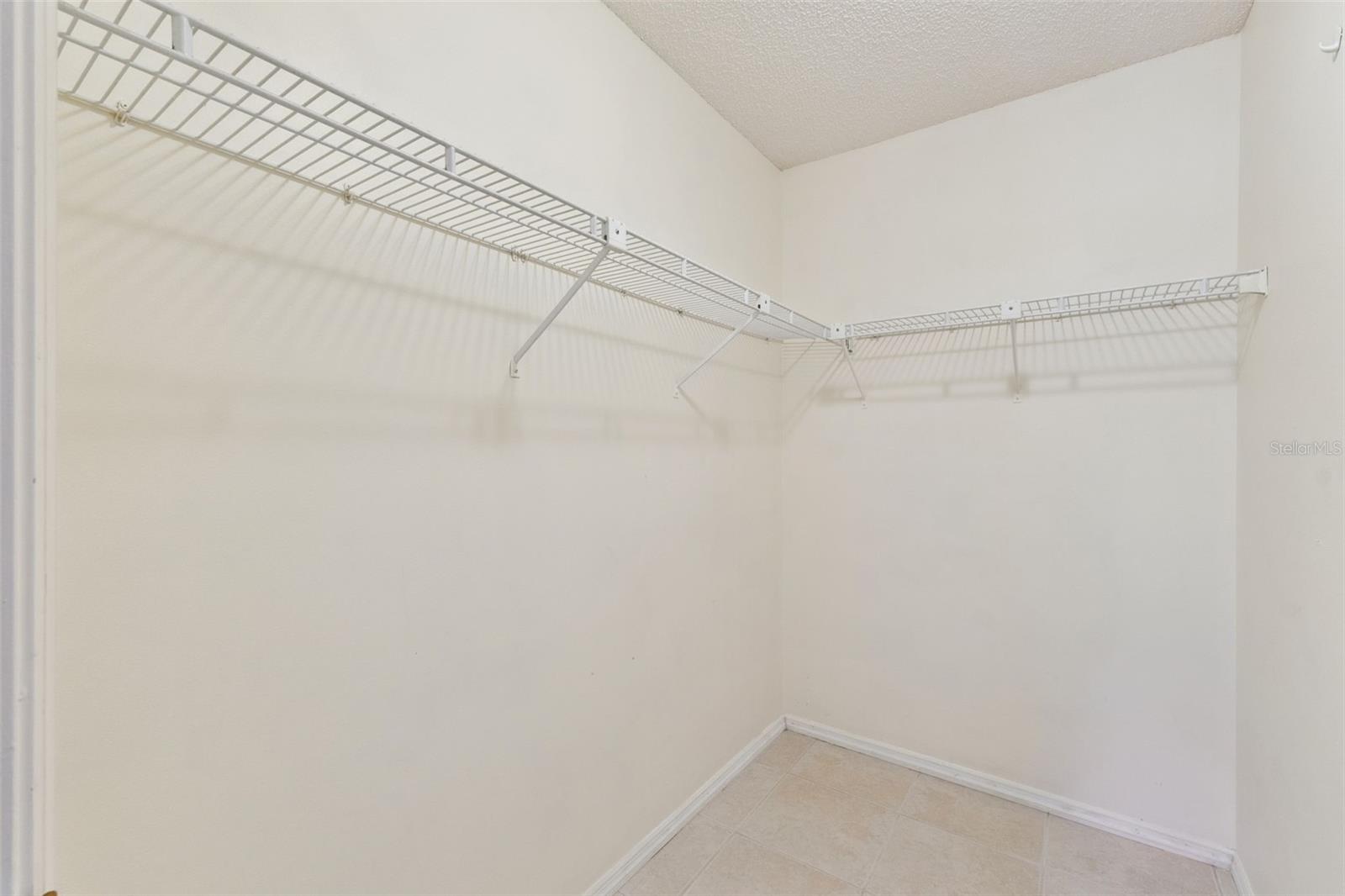 Image 24 of 36 For 594 Green Spring Circle