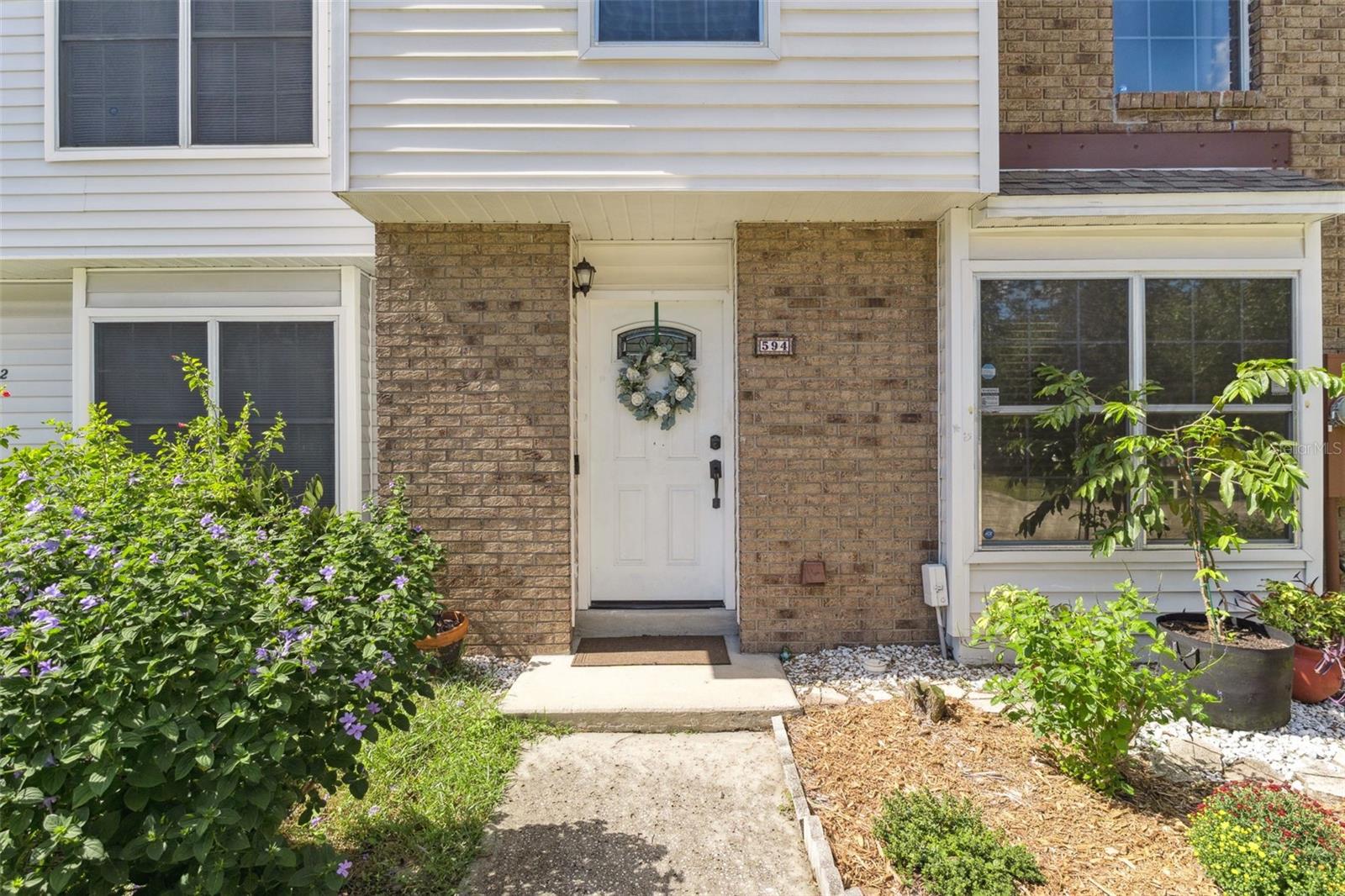 Image 28 of 36 For 594 Green Spring Circle