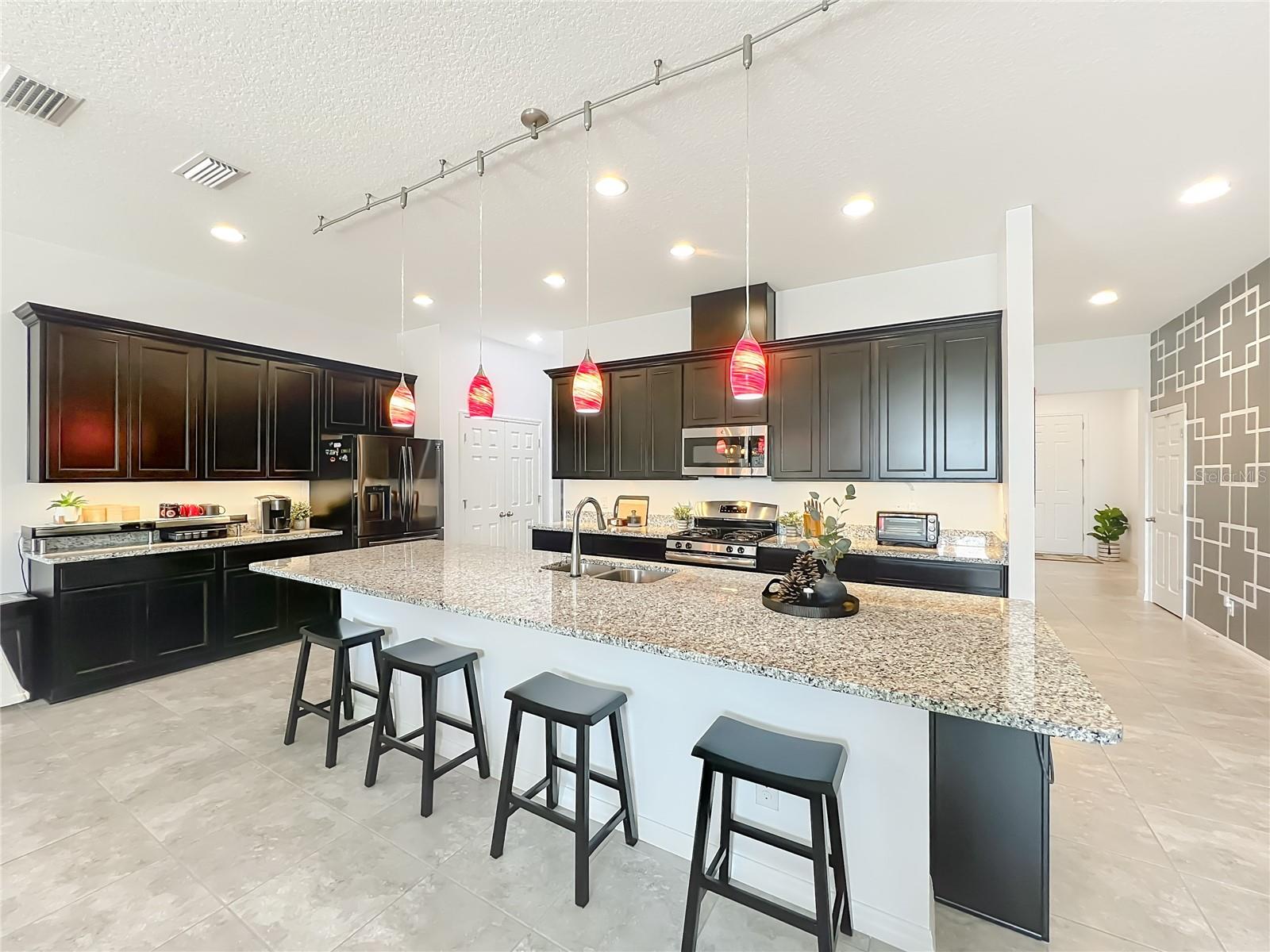 Image 14 of 64 For 966 Maypole Drive