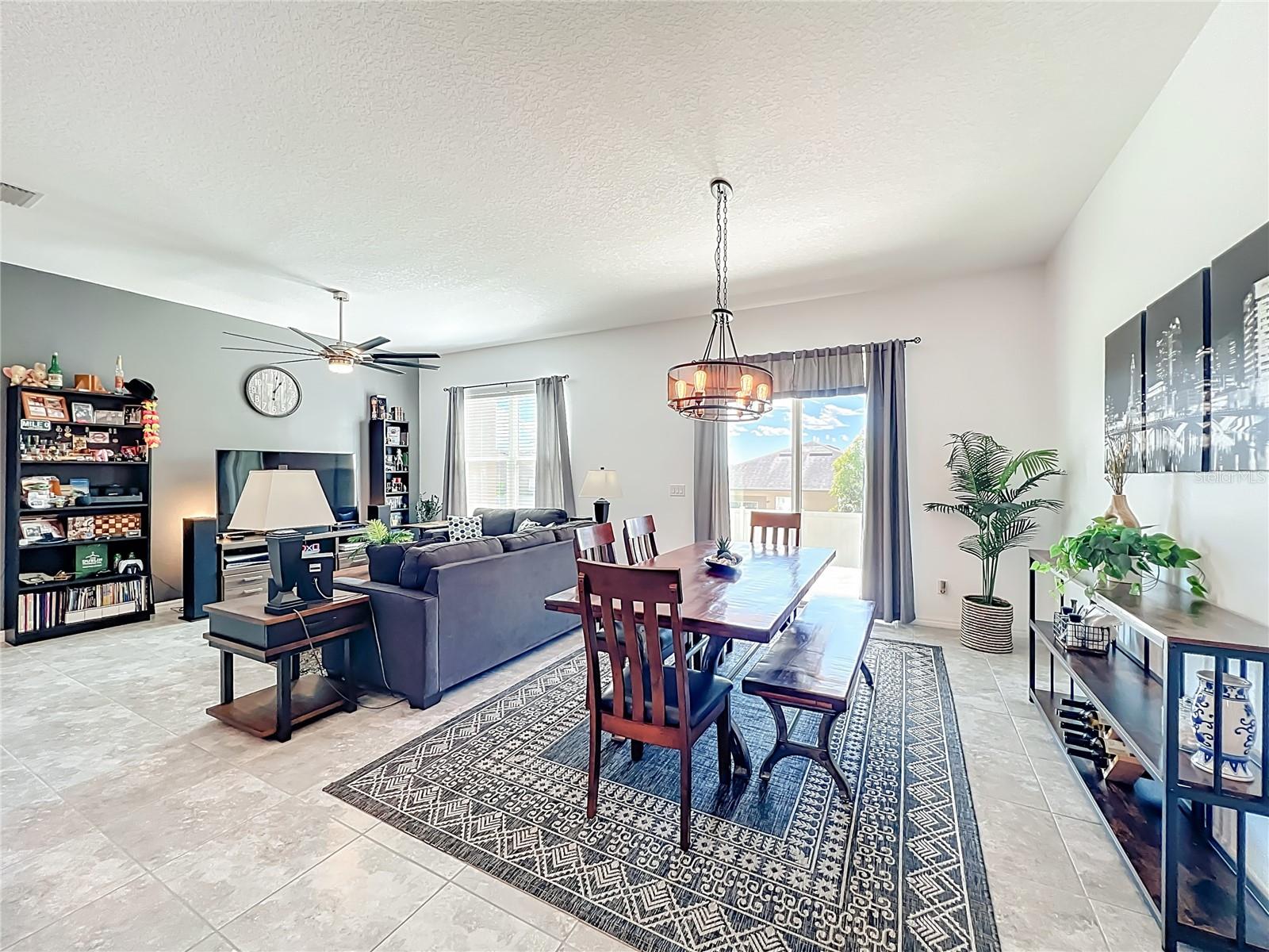 Image 18 of 64 For 966 Maypole Drive