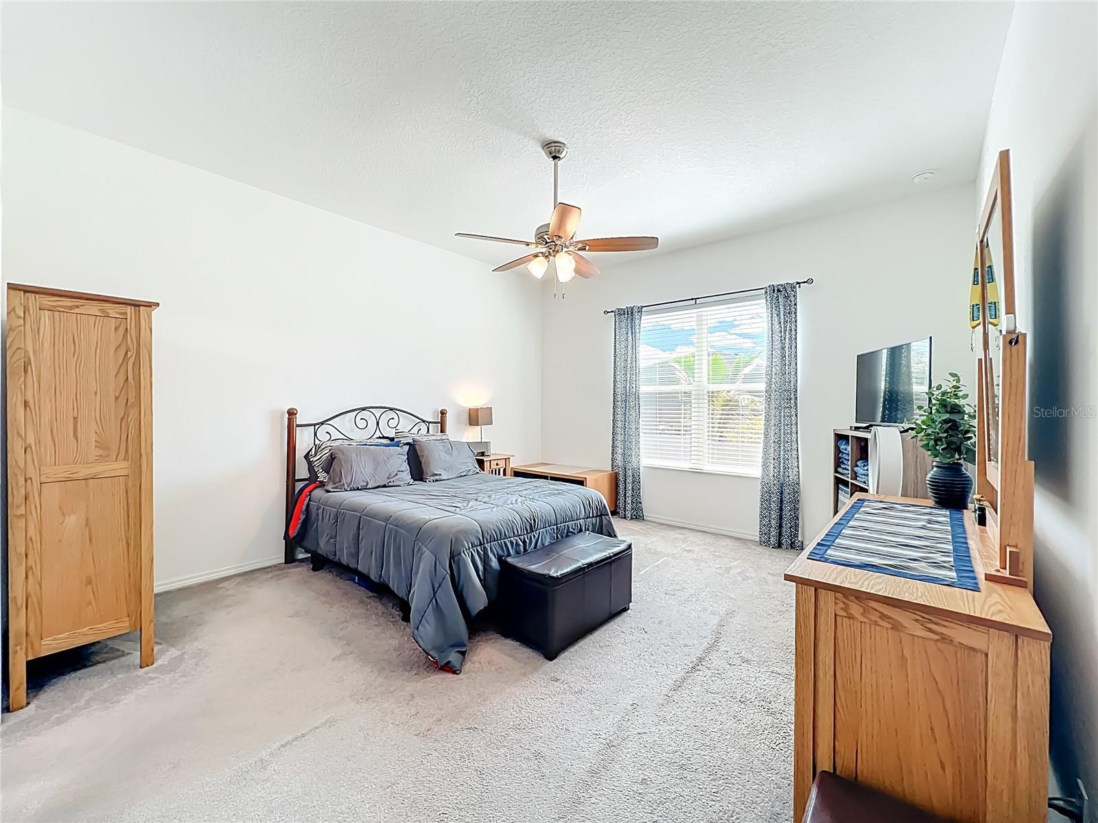 Image 25 of 64 For 966 Maypole Drive