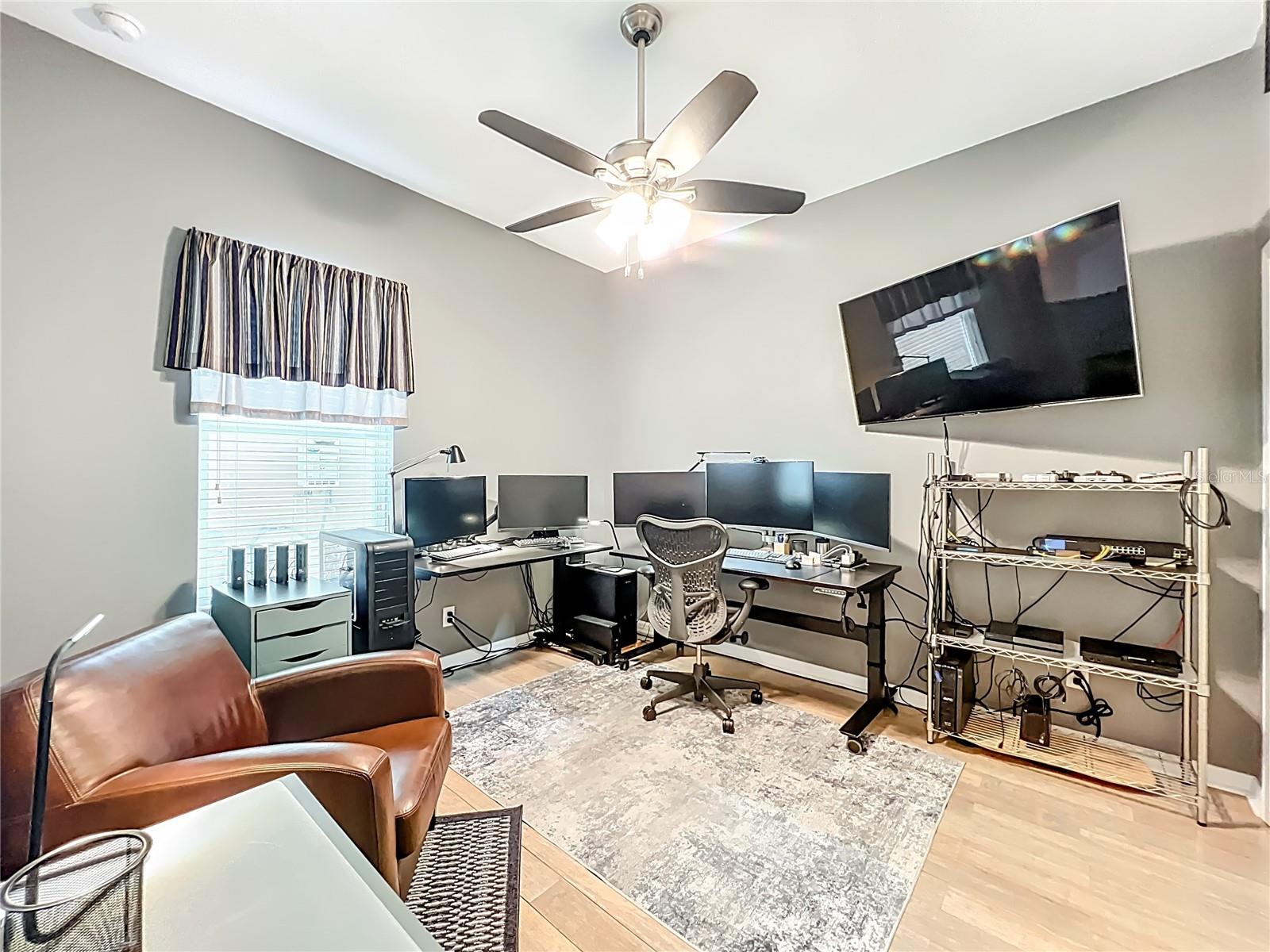 Image 39 of 64 For 966 Maypole Drive